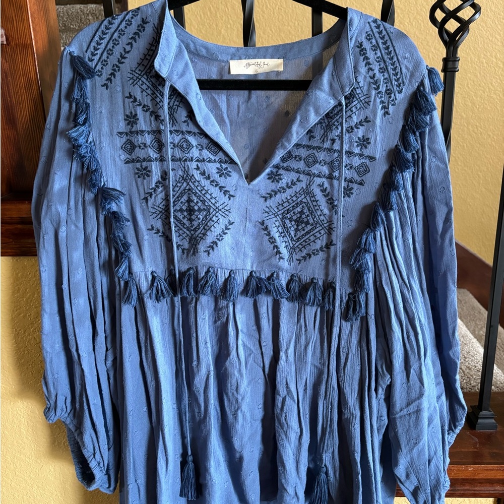 A Beautiful Soul/Arula blue tunic top size C